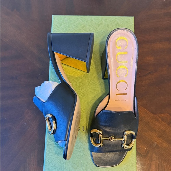 Gucci Black Leather Gold Horsebit Block Heel Mules - Picture 2 of 7